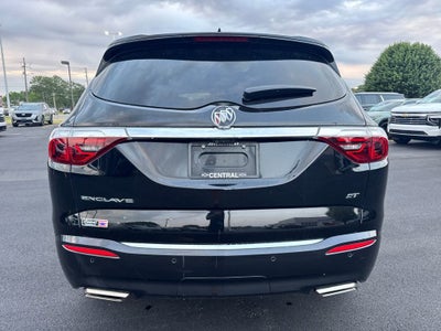 2022 Buick Enclave Essence