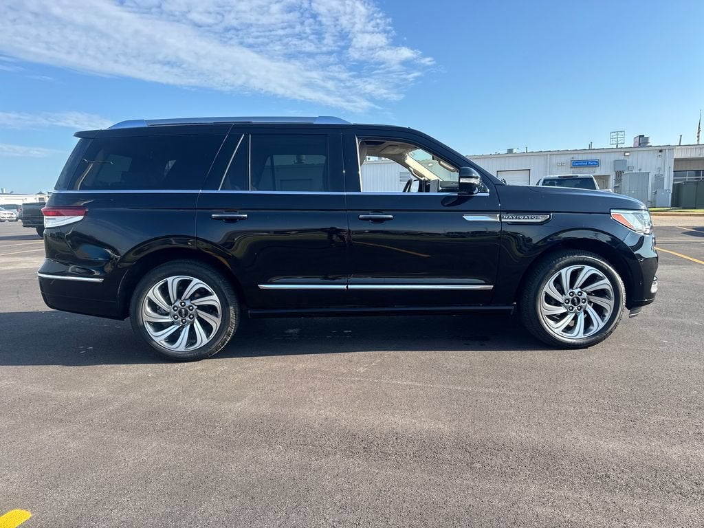 2023 Lincoln Navigator Reserve