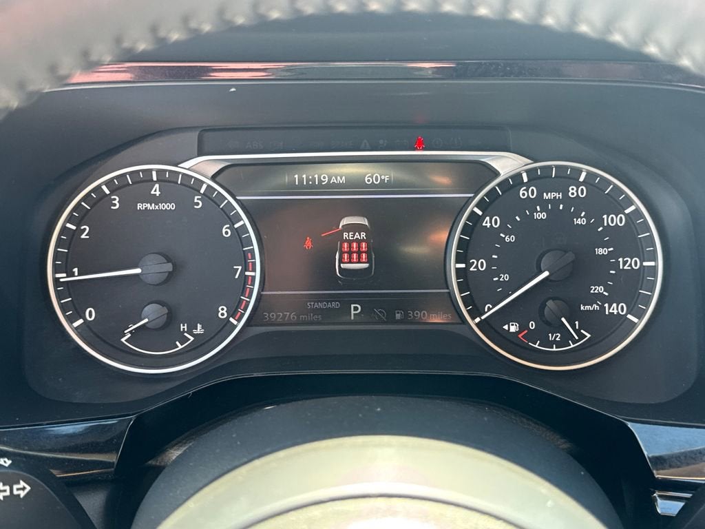 2025 Nissan Pathfinder SV