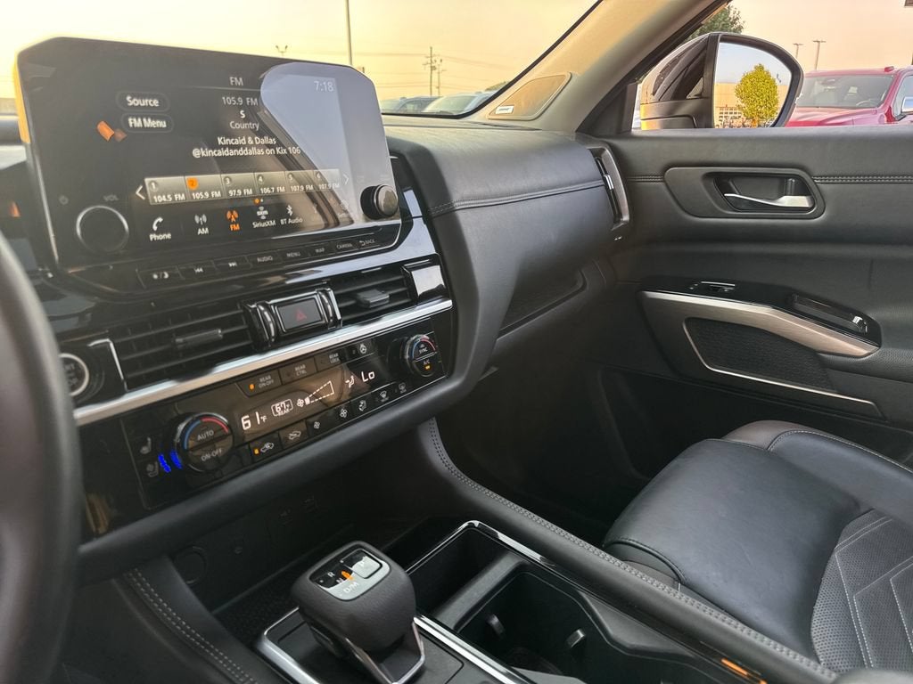 2024 Nissan Pathfinder Platinum