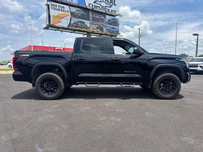 2023 Toyota Tundra 4WD SR5