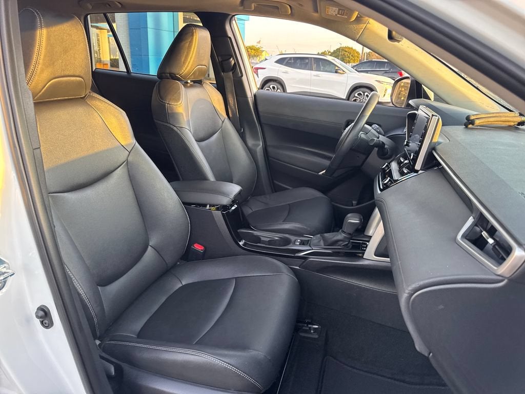 2022 Toyota Corolla Cross XLE