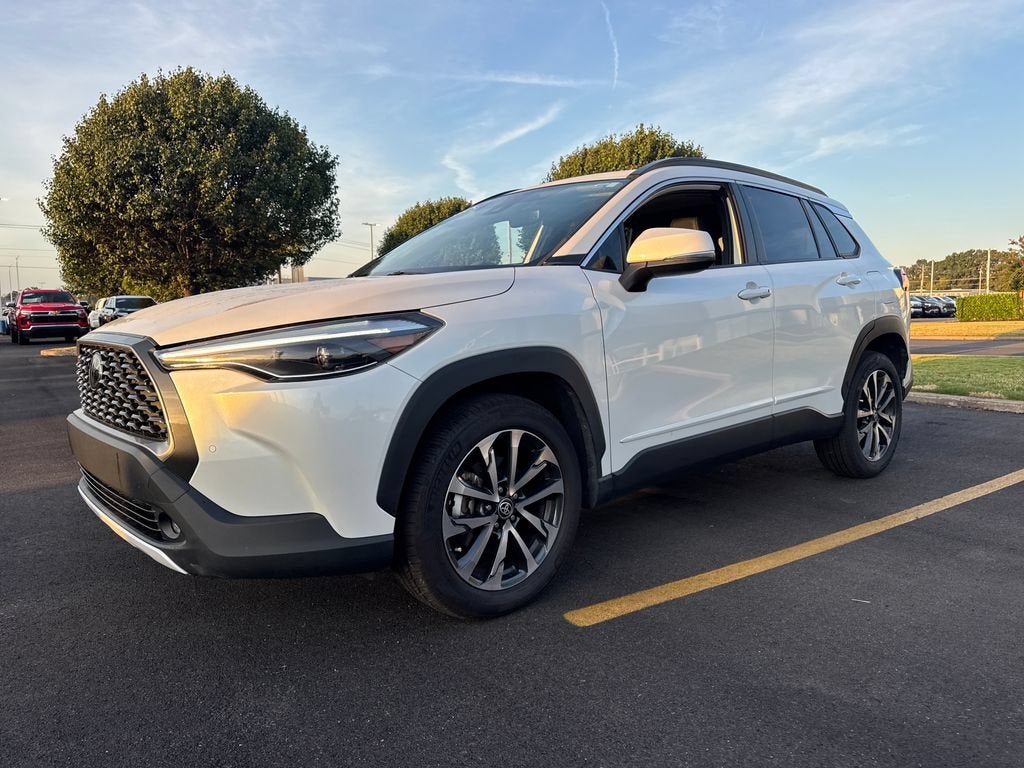 2022 Toyota Corolla Cross XLE