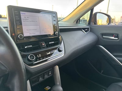 2022 Toyota Corolla Cross XLE