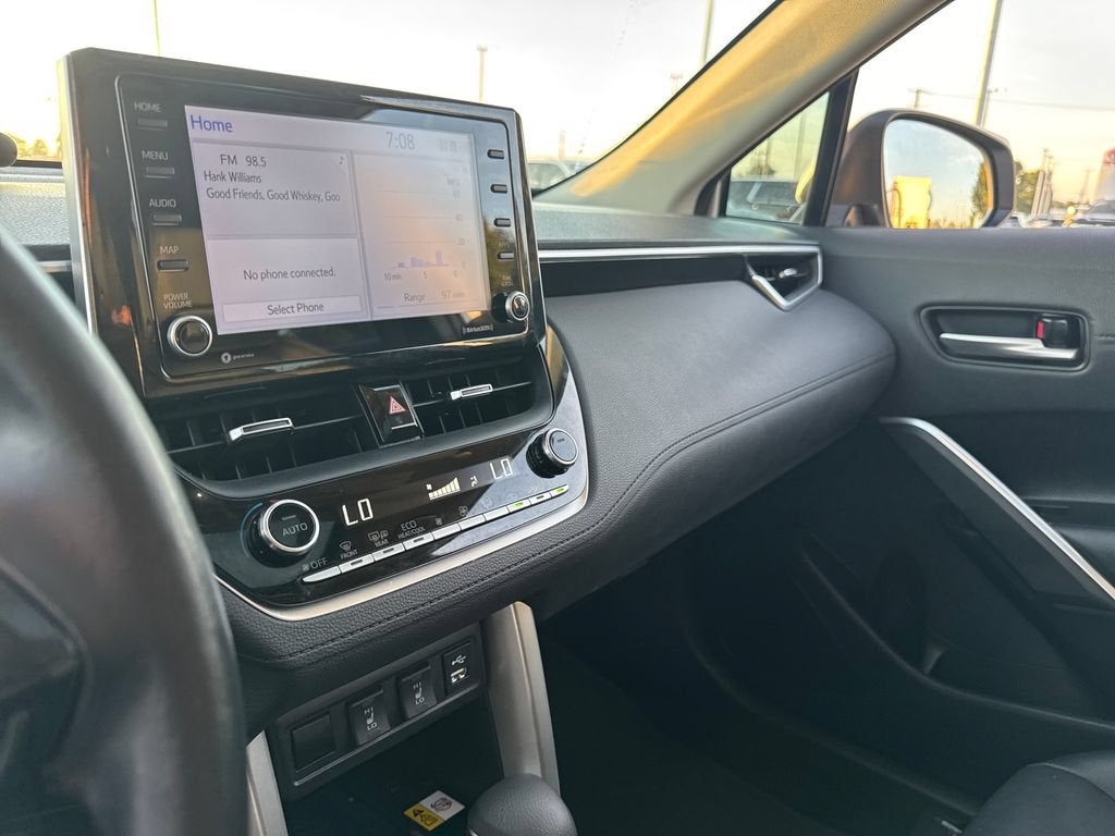 2022 Toyota Corolla Cross XLE