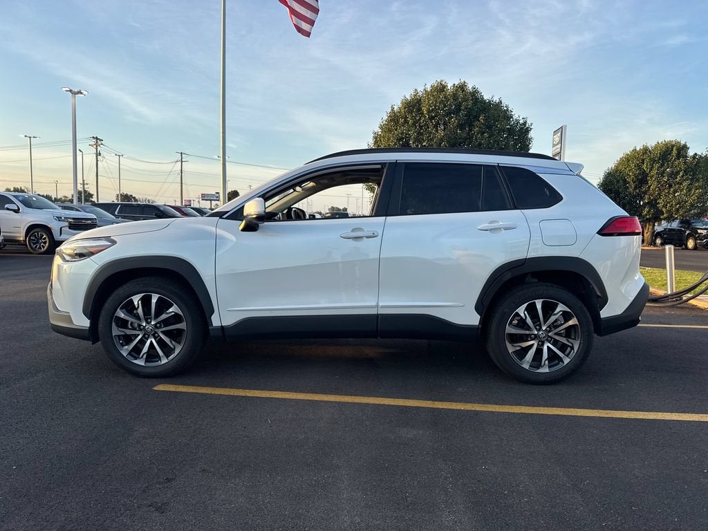 2022 Toyota Corolla Cross XLE