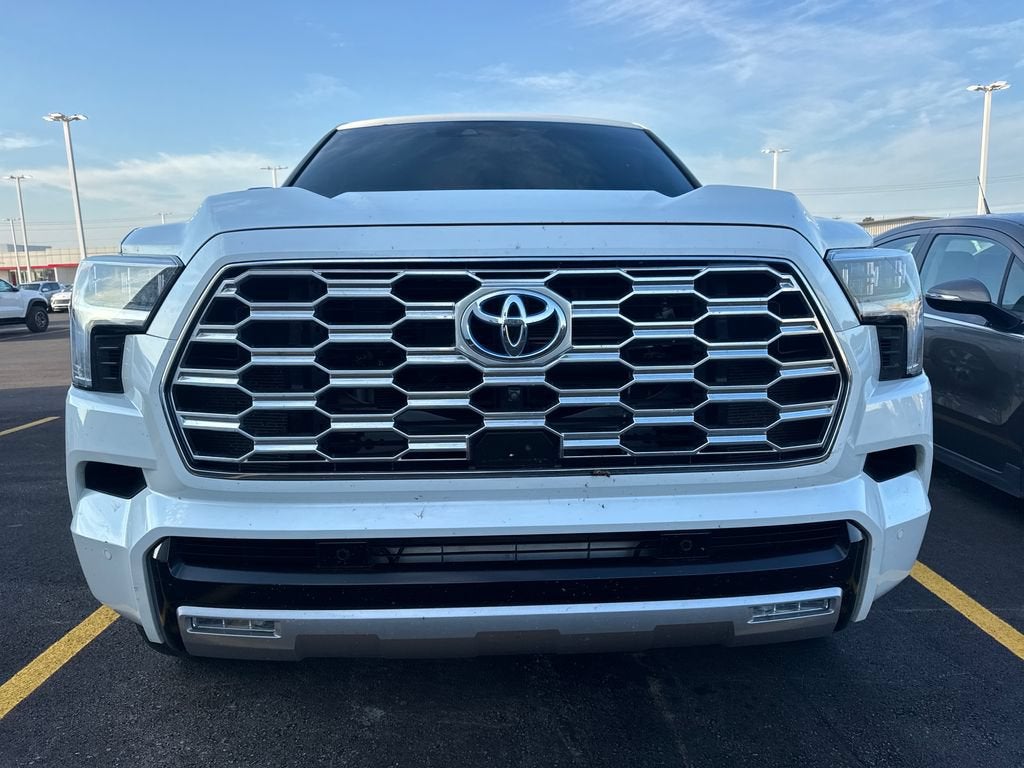 2023 Toyota Sequoia SR5