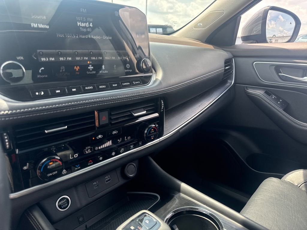 2021 Nissan Rogue Platinum