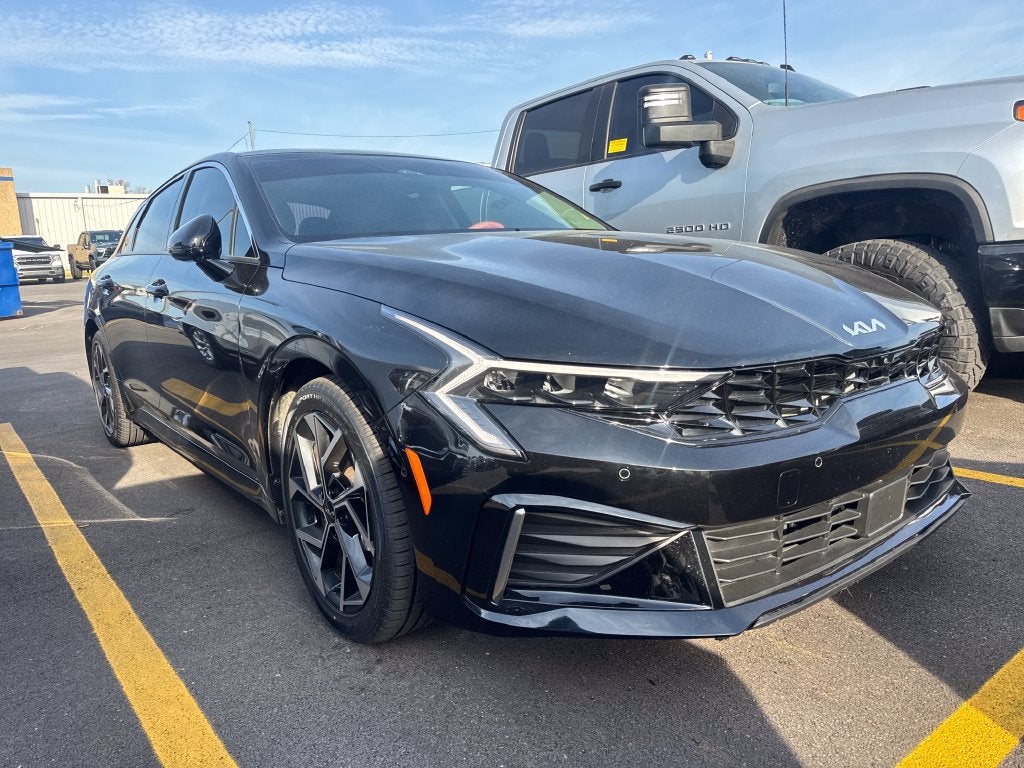 2025 Kia K5 EX
