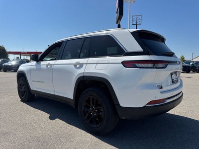 2024 Jeep Grand Cherokee Laredo X