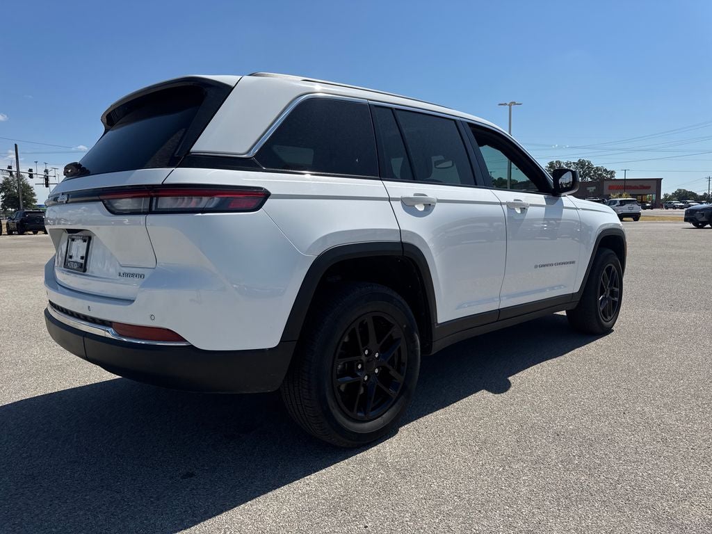 2024 Jeep Grand Cherokee Laredo X