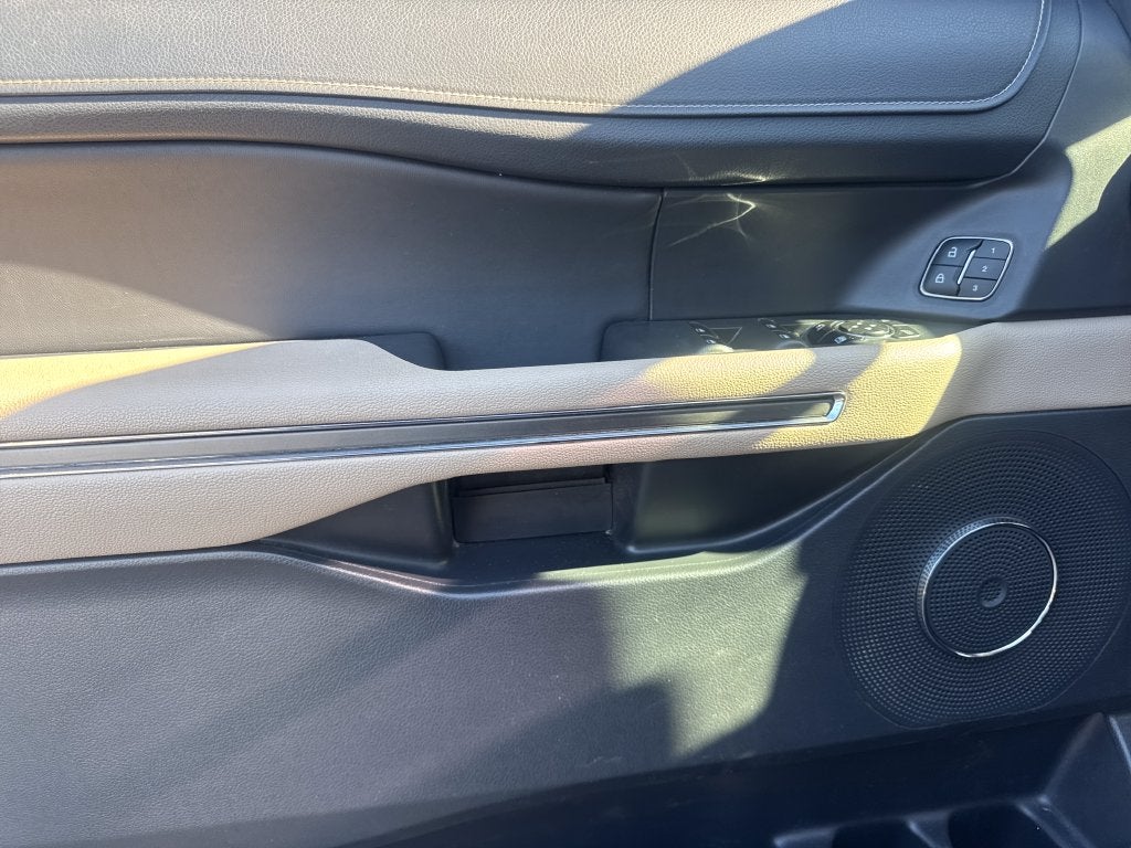 2022 Ford Expedition Max XLT