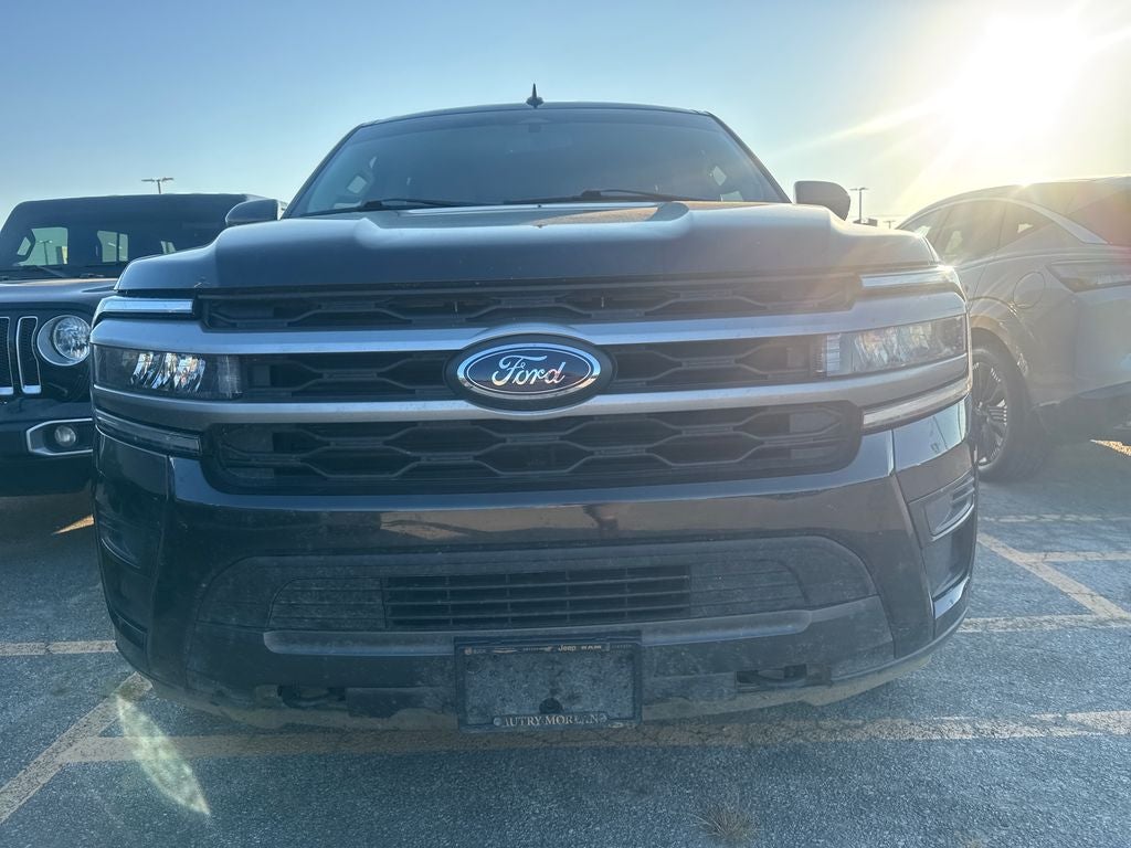2022 Ford Expedition Max XLT