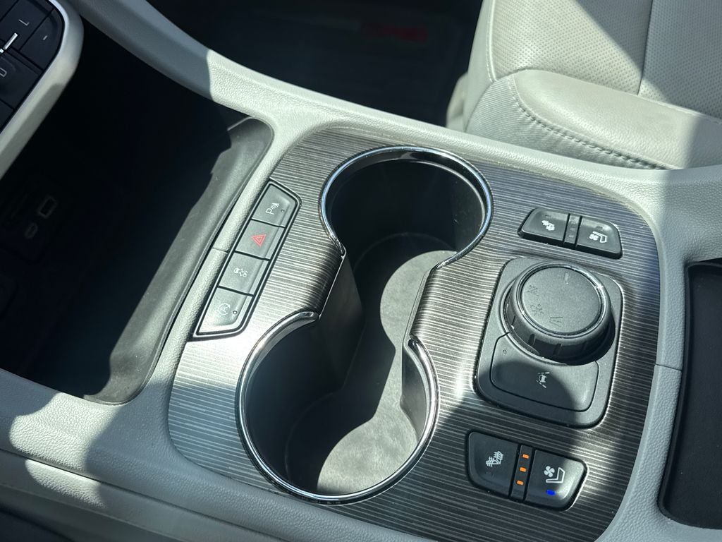 2020 GMC Acadia SLT