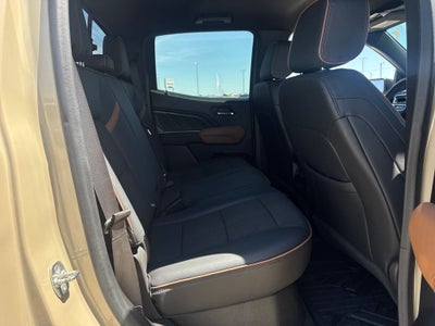 2024 GMC Canyon AT4