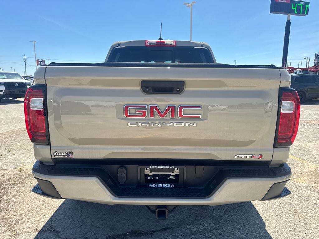 2024 GMC Canyon AT4