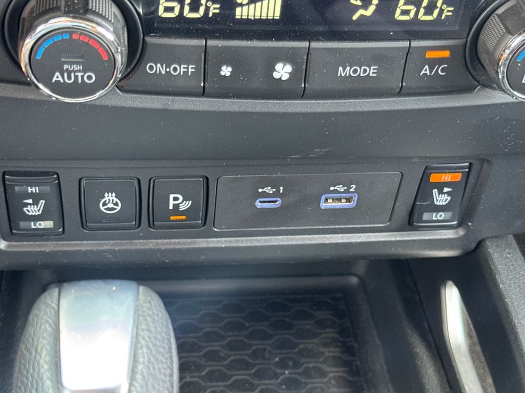 2023 Nissan Frontier SV