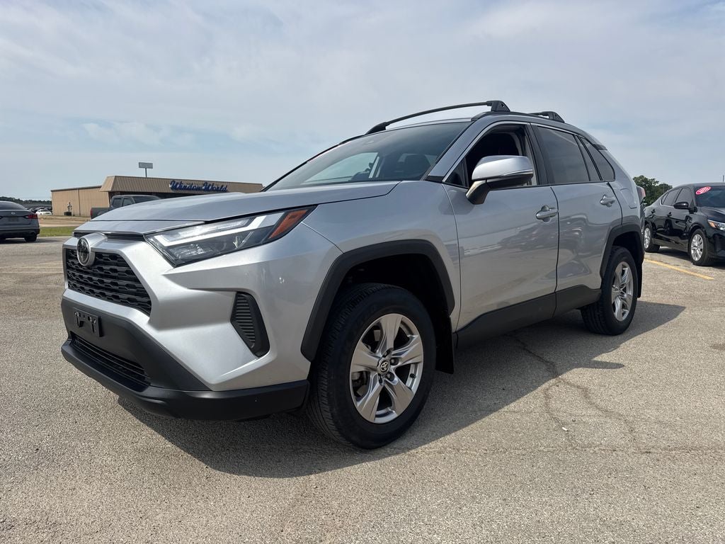 2023 Toyota RAV4 XLE