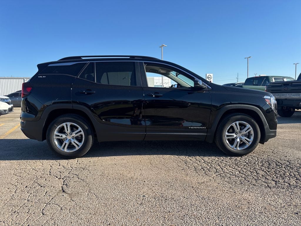 2023 GMC Terrain SLE