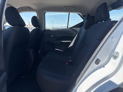 2022 Nissan Kicks SV