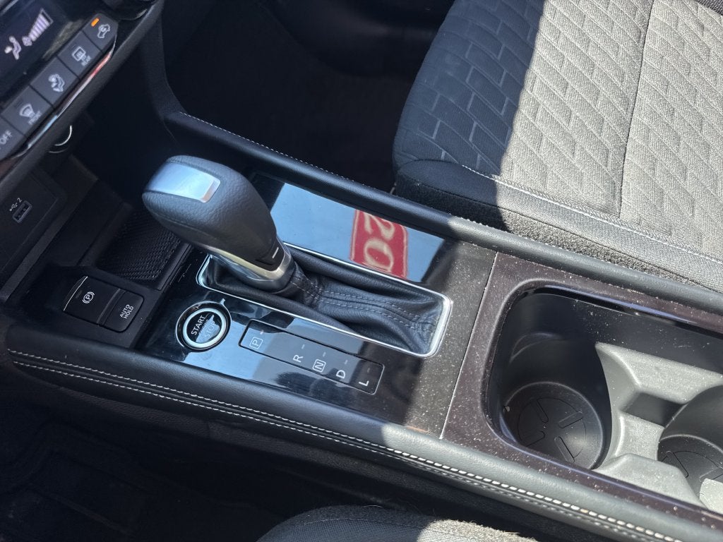 2022 Nissan Kicks SV