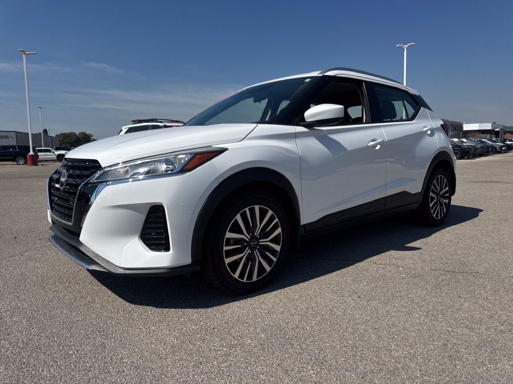 2022 Nissan Kicks SV
