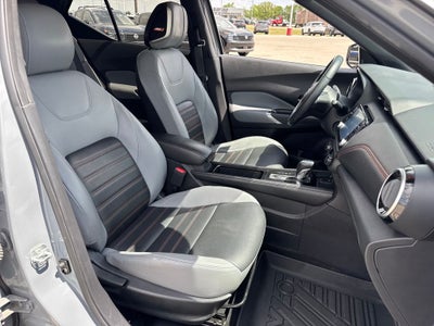 2021 Nissan Kicks SR