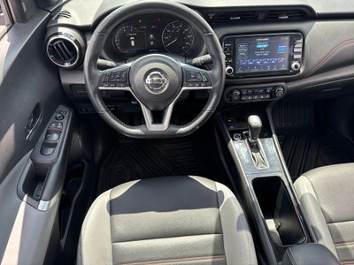 2021 Nissan Kicks SR