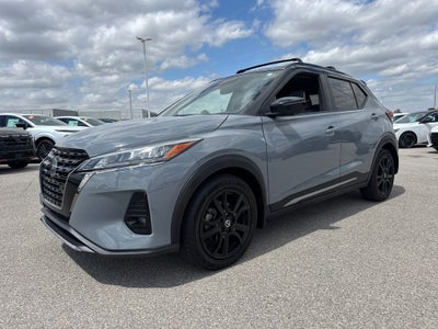 2021 Nissan Kicks SR