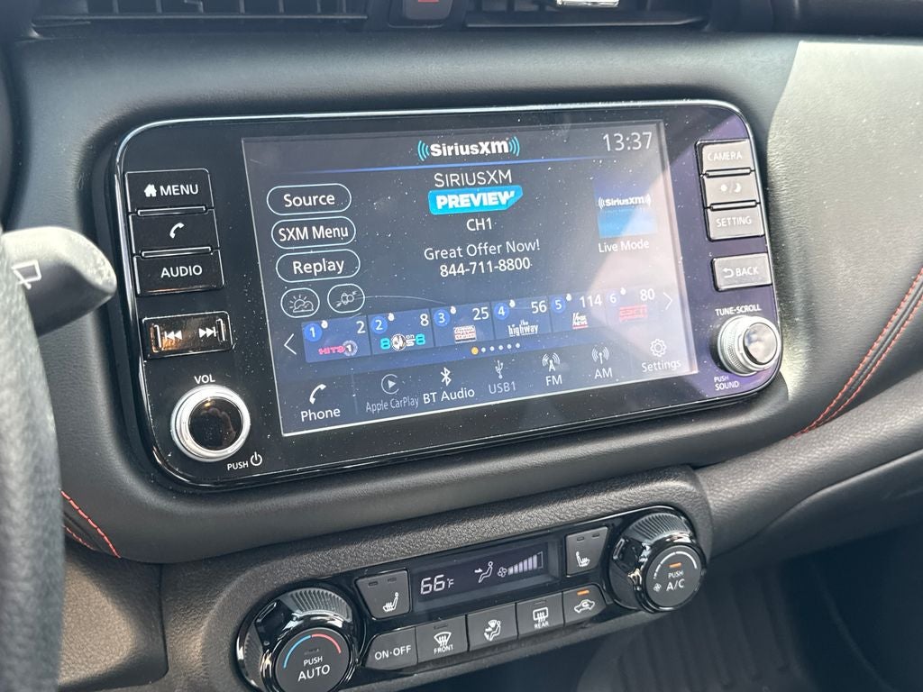 2021 Nissan Kicks SR