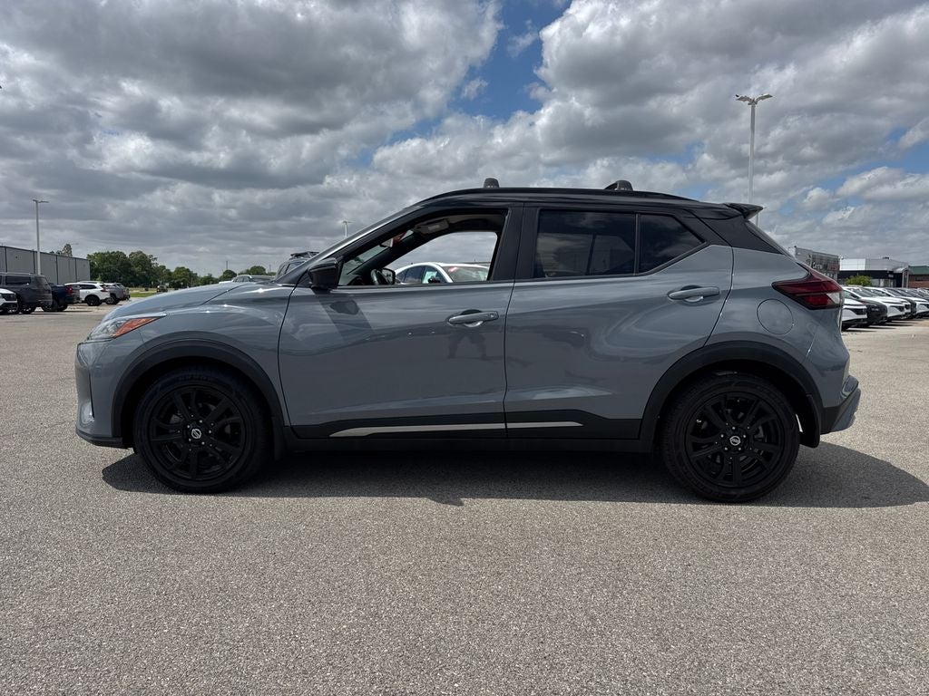 2021 Nissan Kicks SR