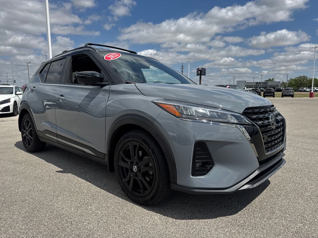 2021 Nissan Kicks SR