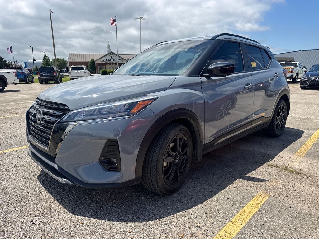 2024 Nissan Kicks SR
