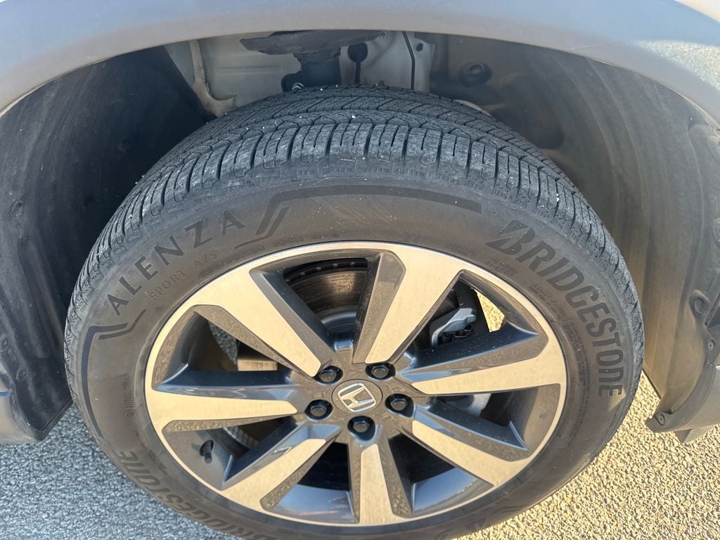 2025 Honda Pilot Touring