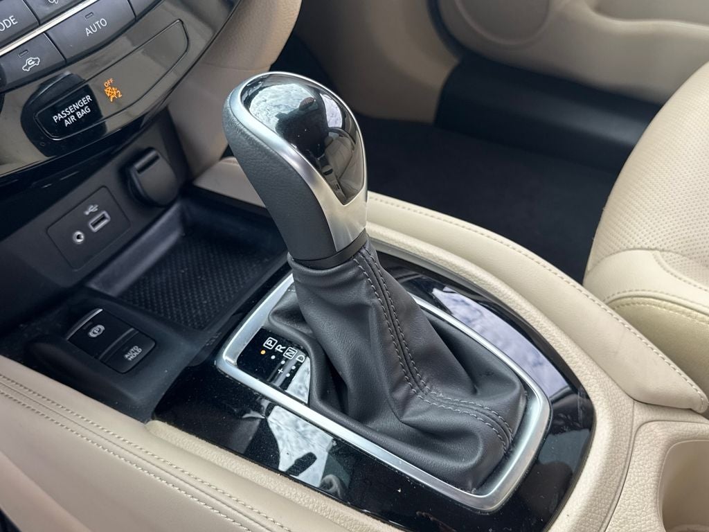 2020 Nissan Rogue SL