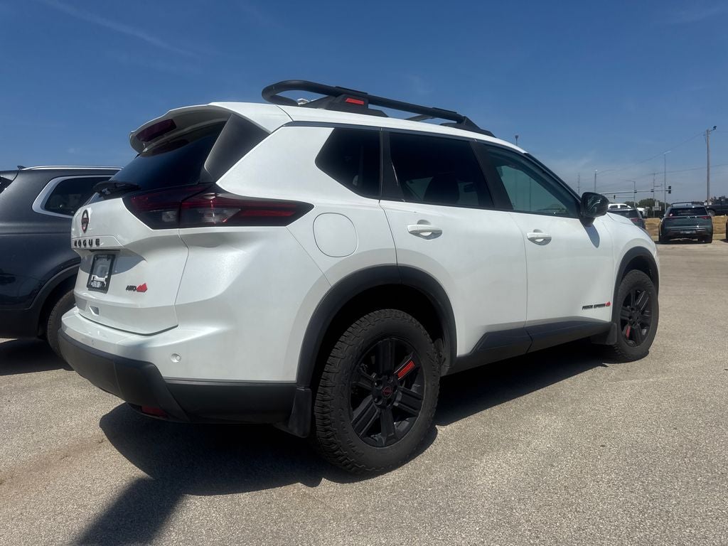 2025 Nissan Rogue Rock Creek