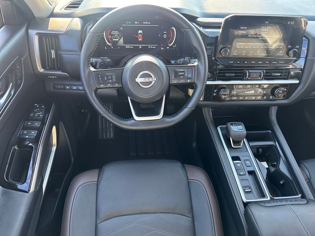 2025 Nissan Pathfinder Platinum