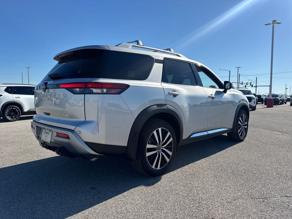 2025 Nissan Pathfinder Platinum