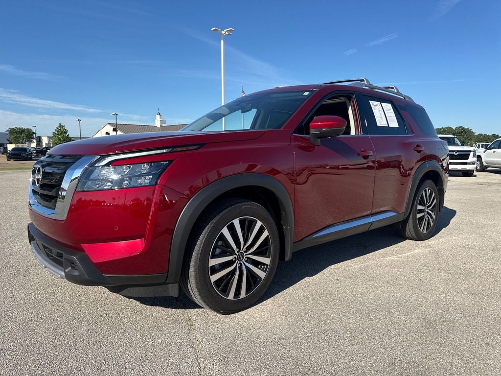 2025 Nissan Pathfinder Platinum