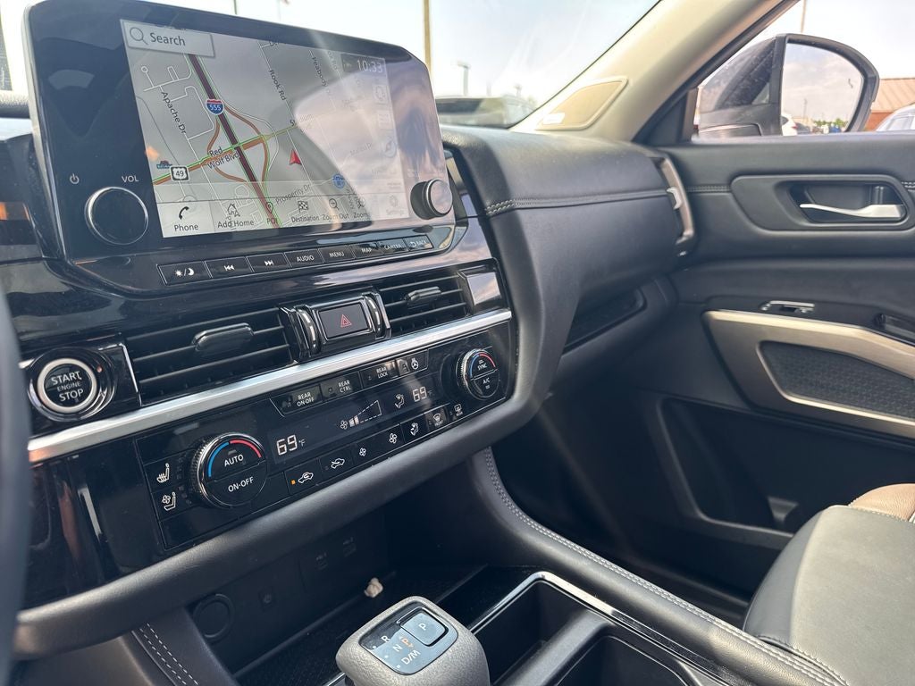 2024 Nissan Pathfinder Platinum