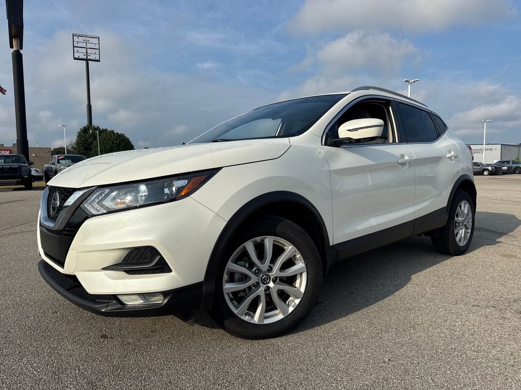 2022 Nissan Rogue Sport SV