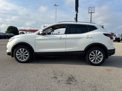 2022 Nissan Rogue Sport SV