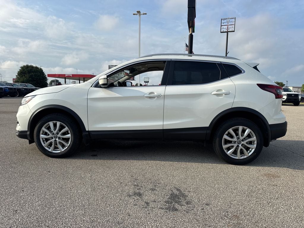 2022 Nissan Rogue Sport SV