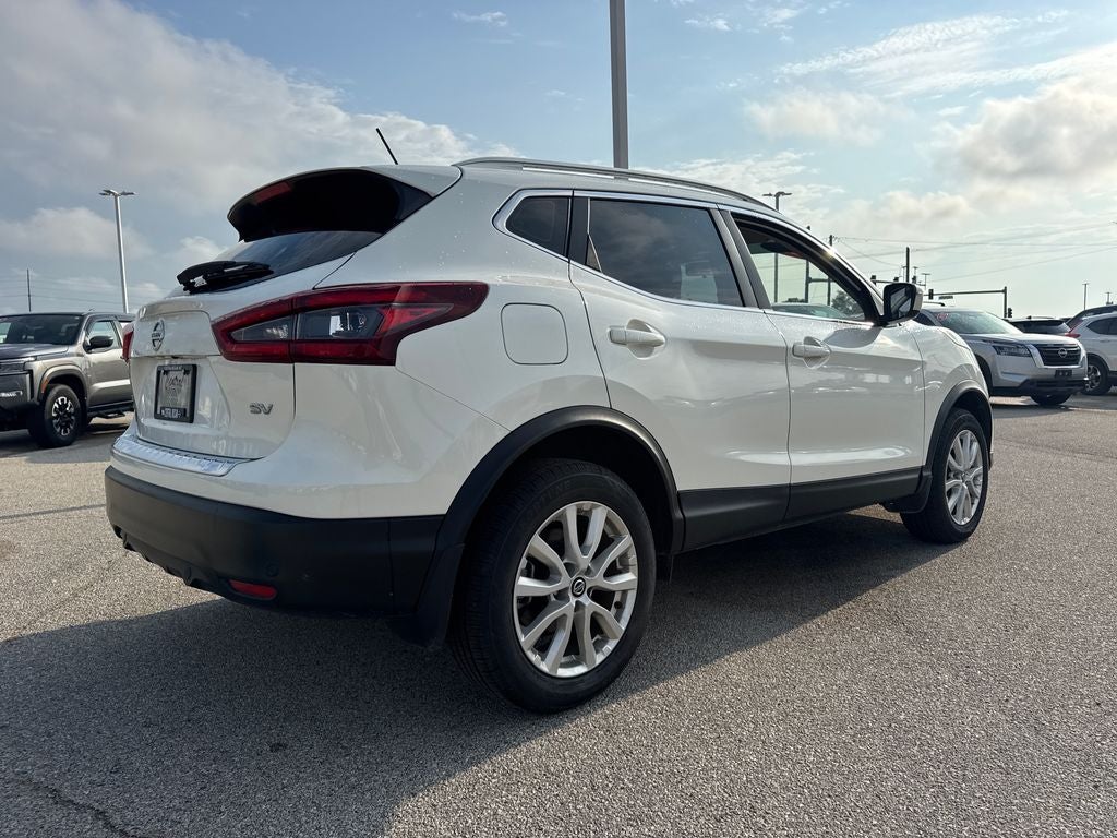 2022 Nissan Rogue Sport SV