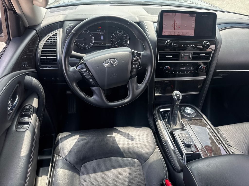 2024 INFINITI QX80 LUXE