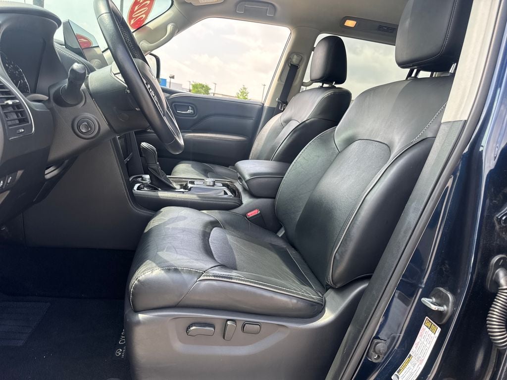 2024 INFINITI QX80 LUXE