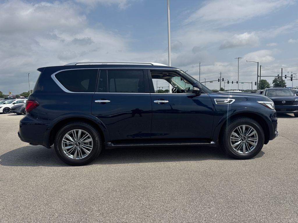 2024 INFINITI QX80 LUXE