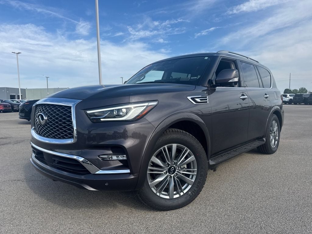 2024 INFINITI QX80 LUXE