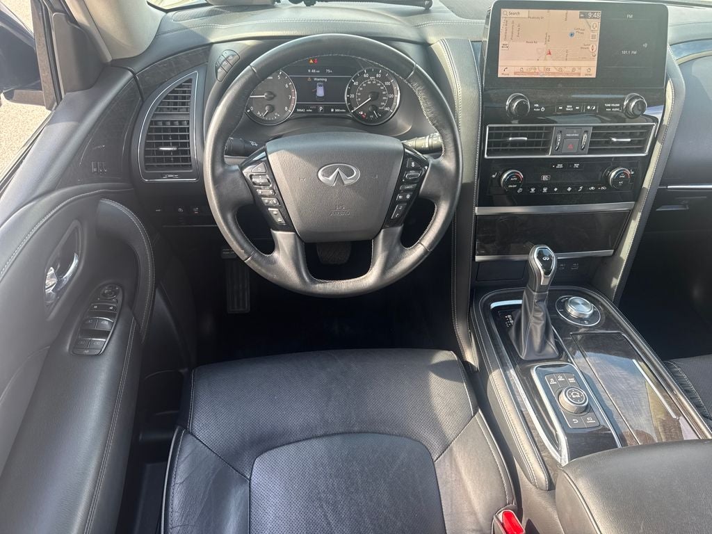 2024 INFINITI QX80 LUXE