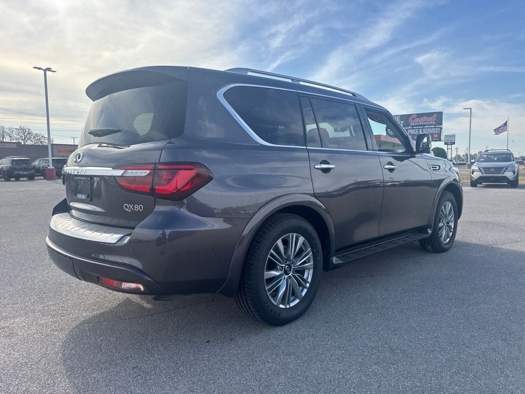 2024 INFINITI QX80 LUXE